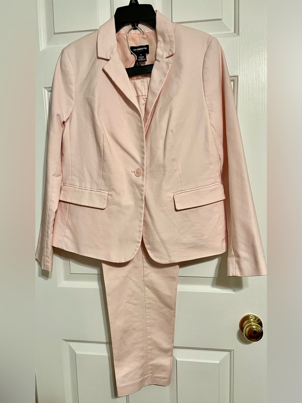 Liz Claiborne Soft Pink Women's Two-Piece Suit Jacket & Pants